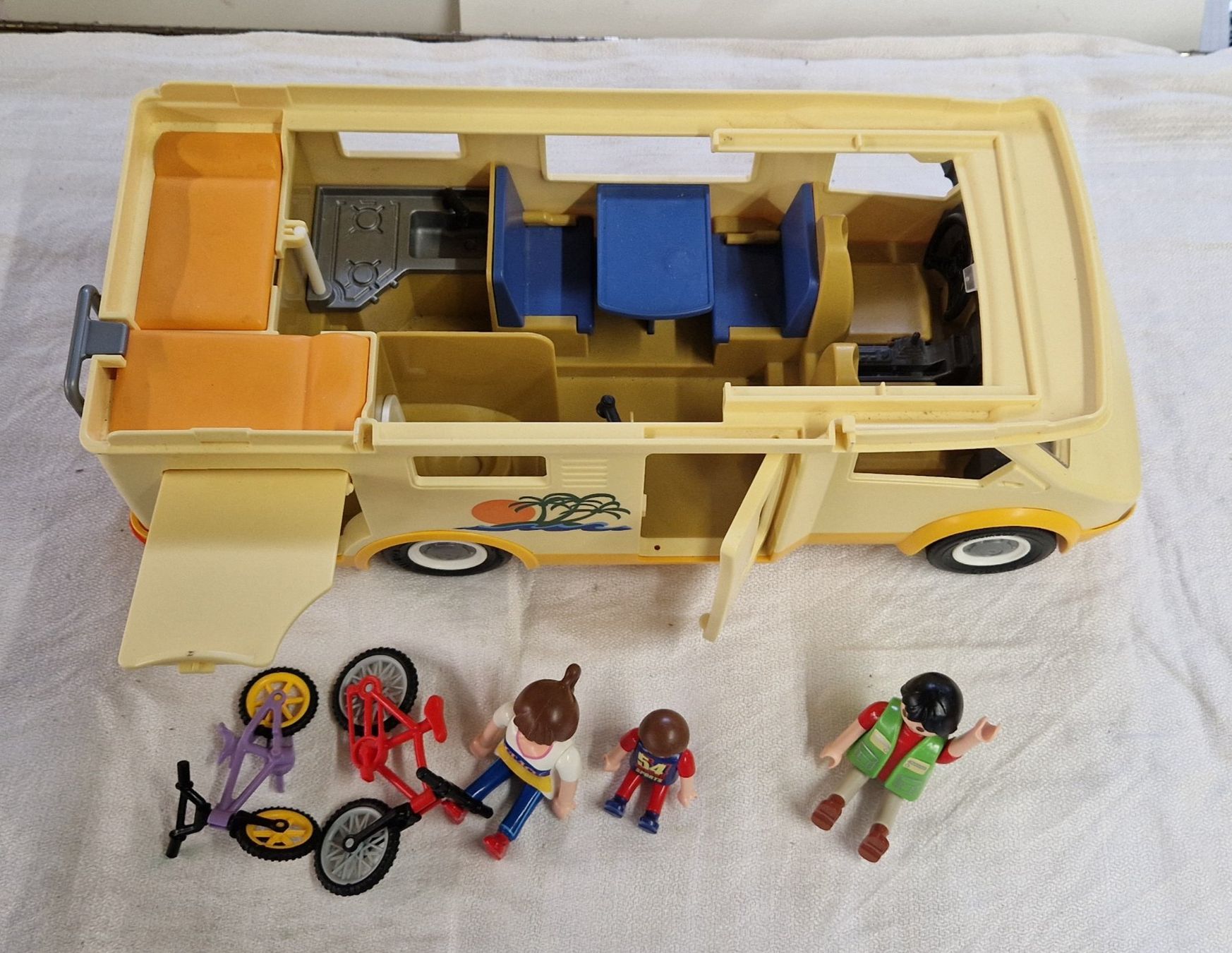 Playmobil Spielzeuge: PLAYMOBIL WONMOBIL – Gebraucht aus Bilten von Mic2022 2