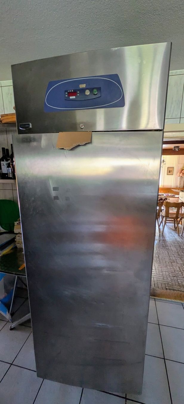 Electrolux Kühlschrank: Kühlschrank Gastro Electrolux  – Gebraucht aus Ebnat-Kappel von Fini1000