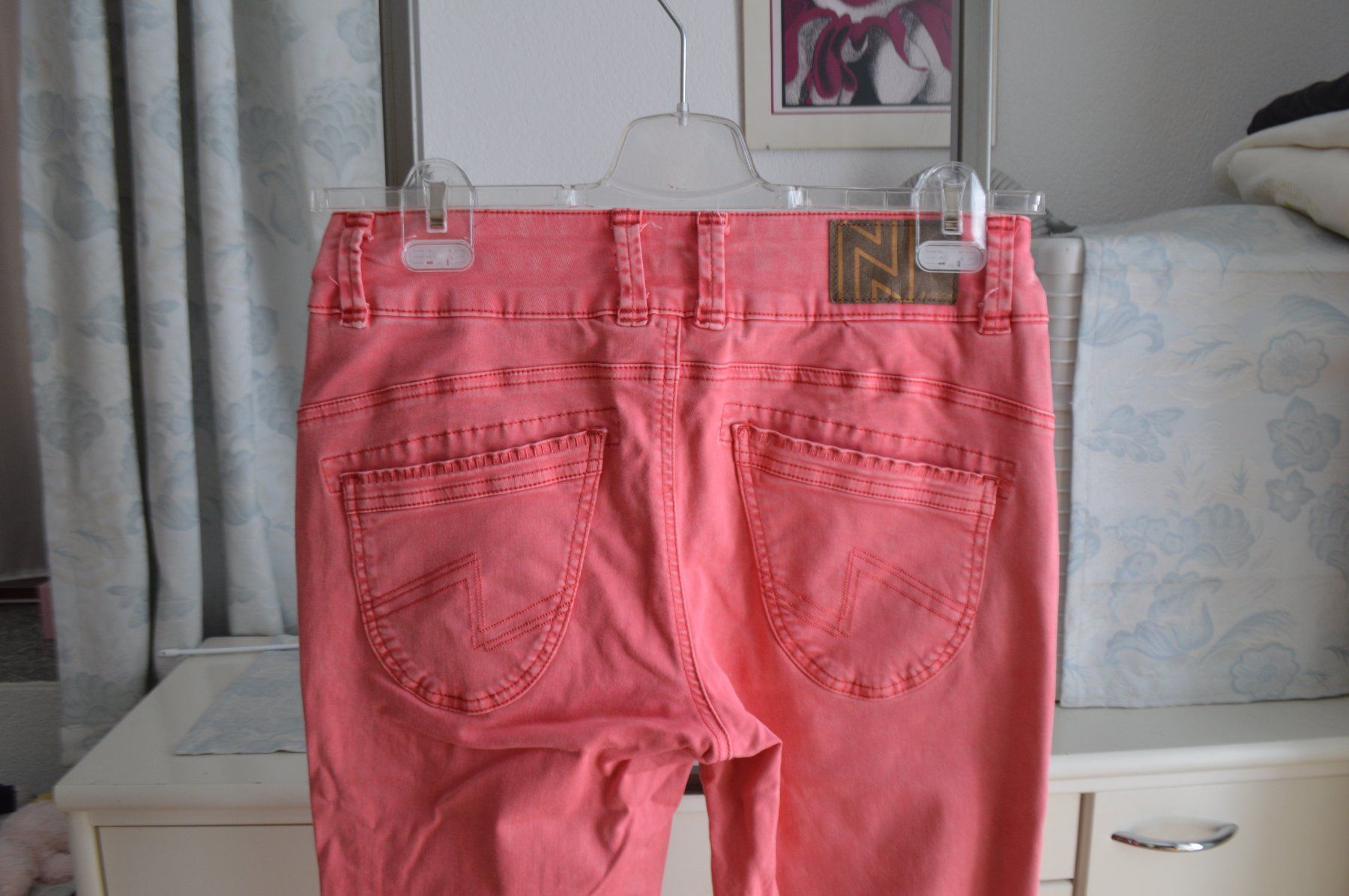 Nile Jeans: Jeans da donna – Nuovo (secondo la descrizione) da Brione s. Minusio venduto da clk_8kjj 2