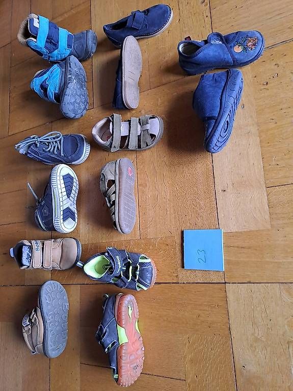 Scarpe per ragazze: bottes, chaussures, sandales toutes saisons. – Usato da Gland venduto da bug_s7rw 2