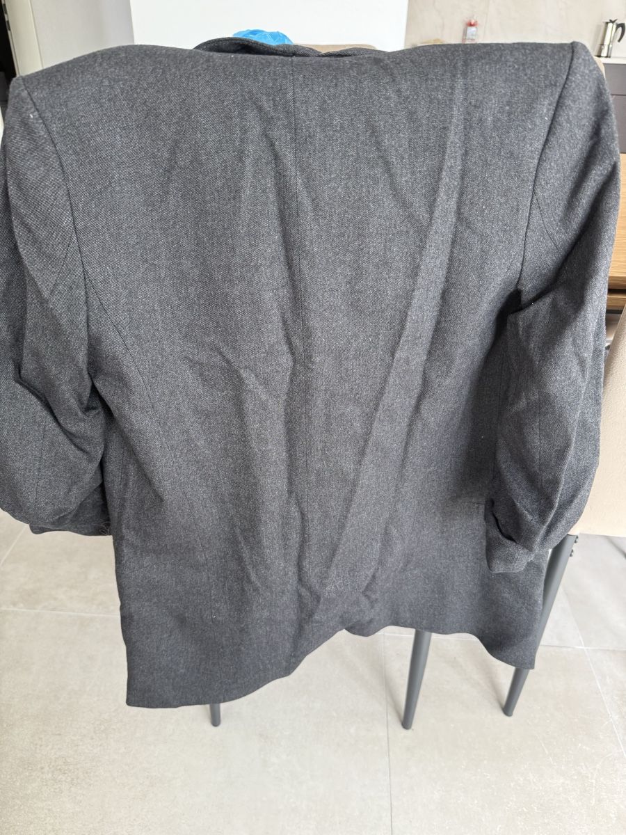 Zara Completi & Tailleur: Blazer Zara grau Grösse XS – Usato da Gebenstorf venduto da sdent 2