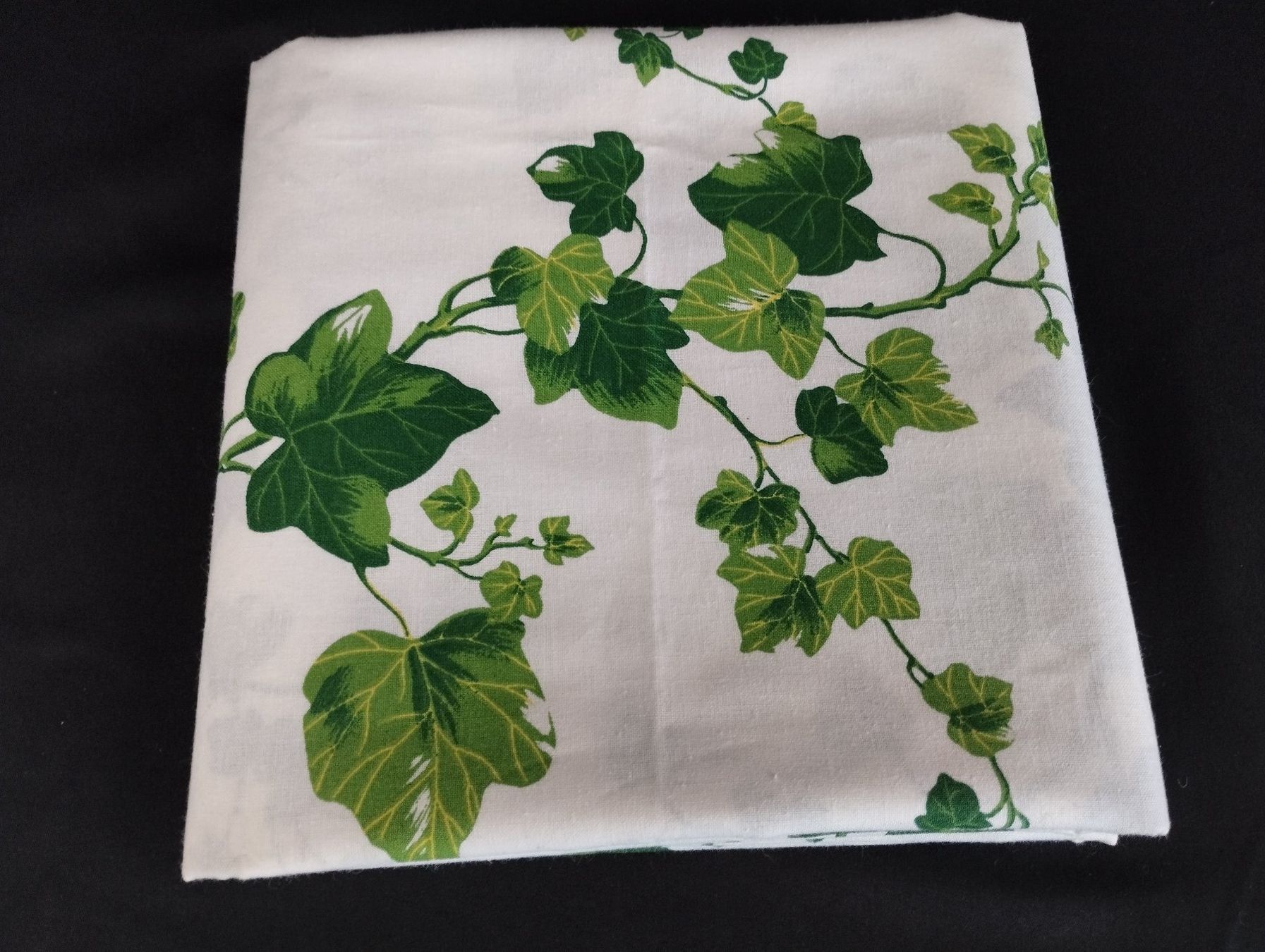 Autre linge de table: Tischdecke Efeu – D'occasion à Schübelbach par Restwert_Schubelbach 4