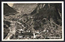 Amsteg, Ortsansicht mit Reuss, Luftbild