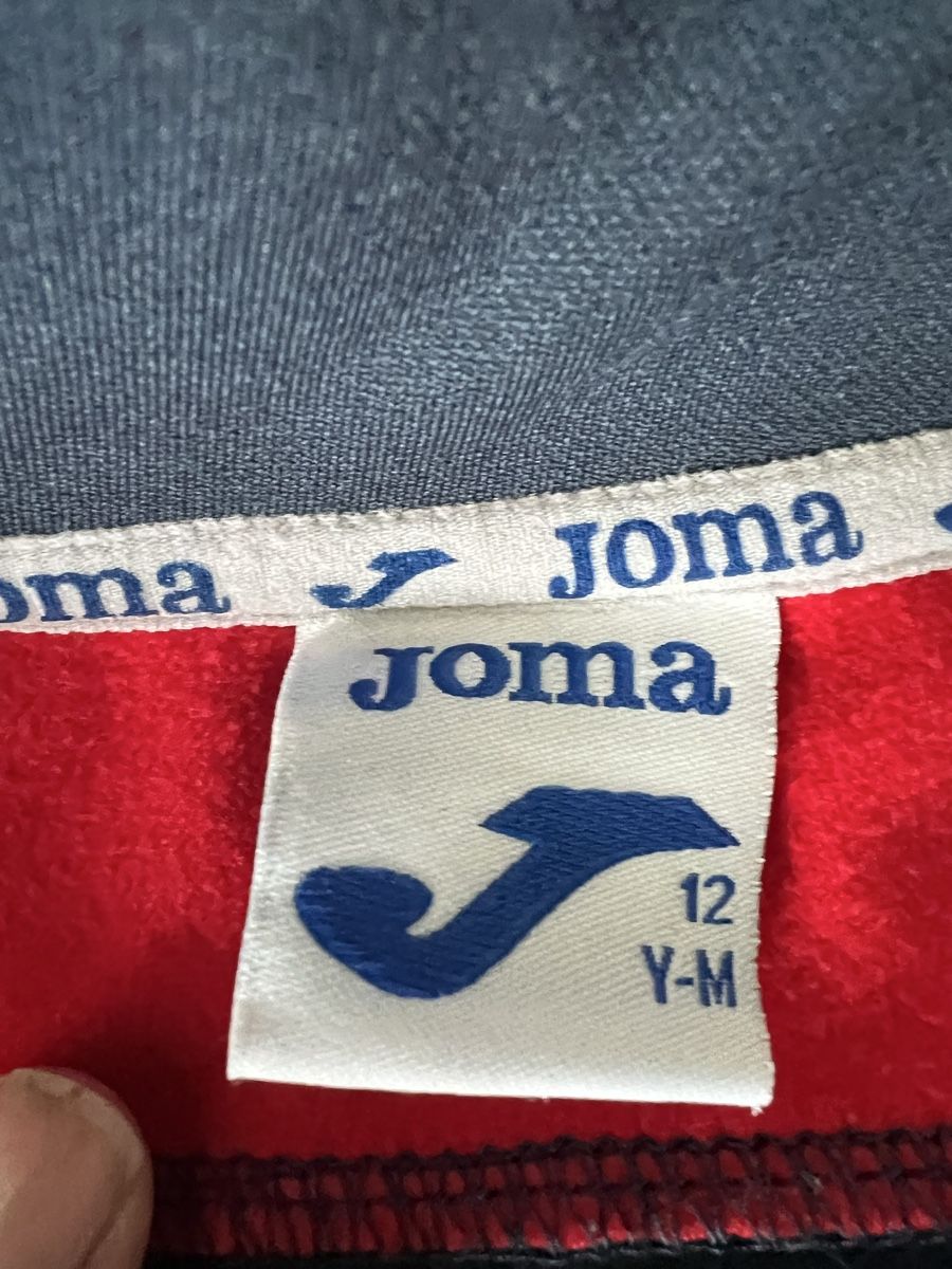 Pulls et sweat-shirts: Joma - pull - 12 ans – D'occasion à Ste-Croix par Caramel31 1