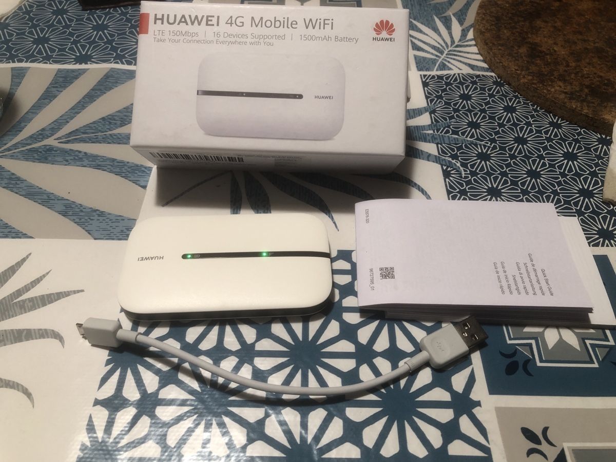 Huawei Modem & Router: Router mobile HUAWEI E5576-320 saponetta – Nuovo e nell'imballaggio originale da Tesserete venduto da claytonwebb 1