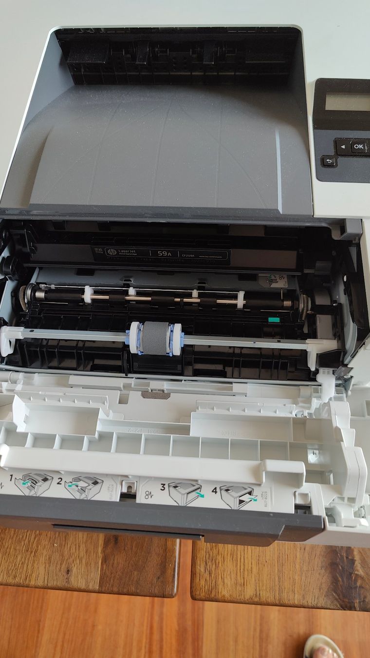 Stampanti: hp Laser Jet Pro M404dn – Usato da Schöfflisdorf venduto da Alpha0570 2