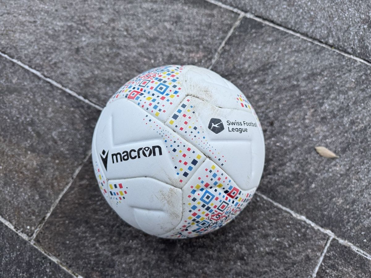 Palloni: Swiss Liga Matchball – Usato da Lenzburg venduto da Meister_k 3