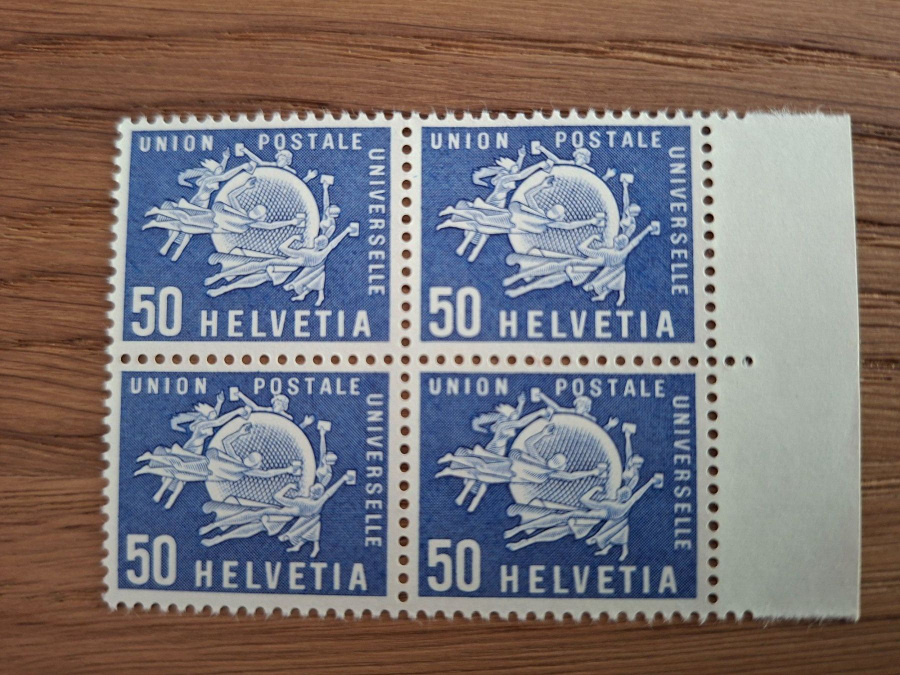 Tous les timbres: Dienstmarken 4er Blocks: UPU – Neuf (Voir description) à Hinterkappelen par 1399 4