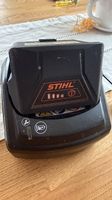 STIHL Akku AK10 + Ladegerät AL101  guter Zustand