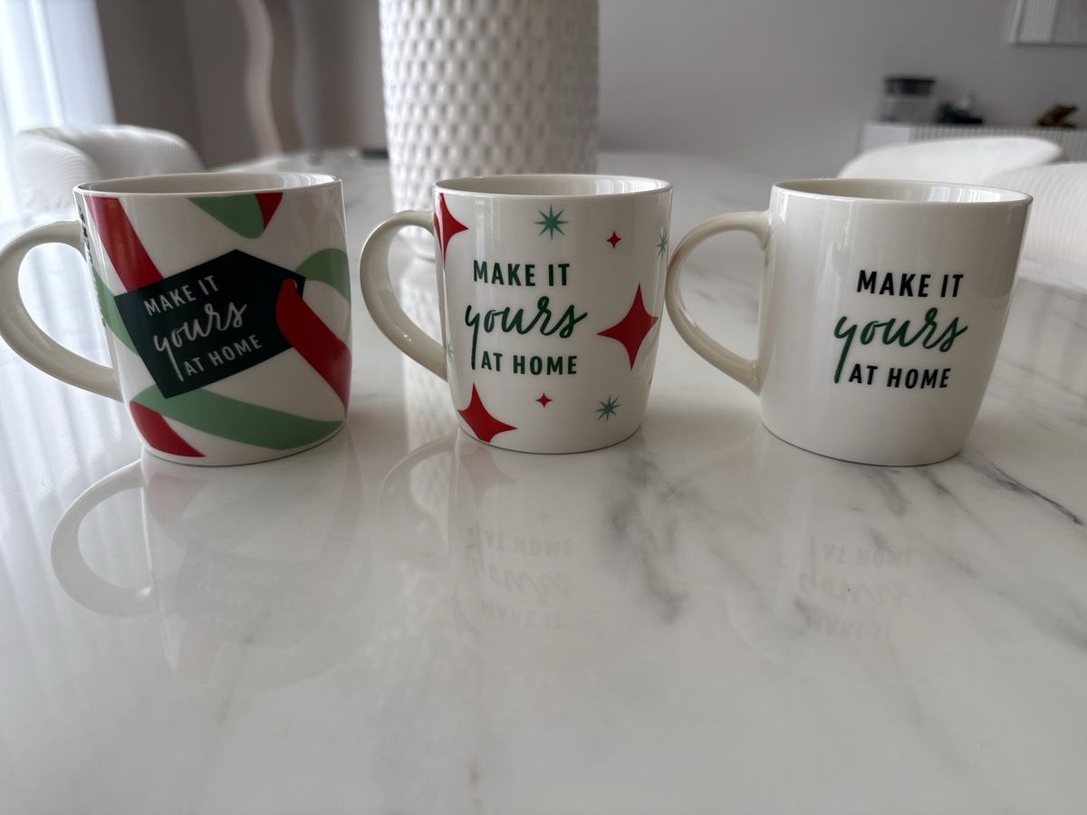 Starbucks Tazze: Lot de 3 Mugs Starbucks – Usato da Vaux-sur-Morges venduto da GothamCity 1