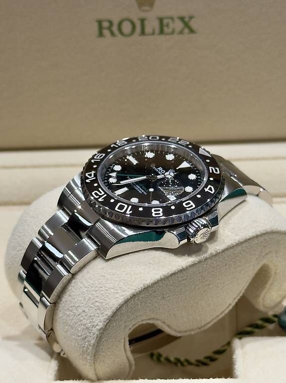 Rolex Orologi: Rolex GMT Master 2018 New – Nuovo e nell'imballaggio originale da Bülach venduto da Buli.watches 3