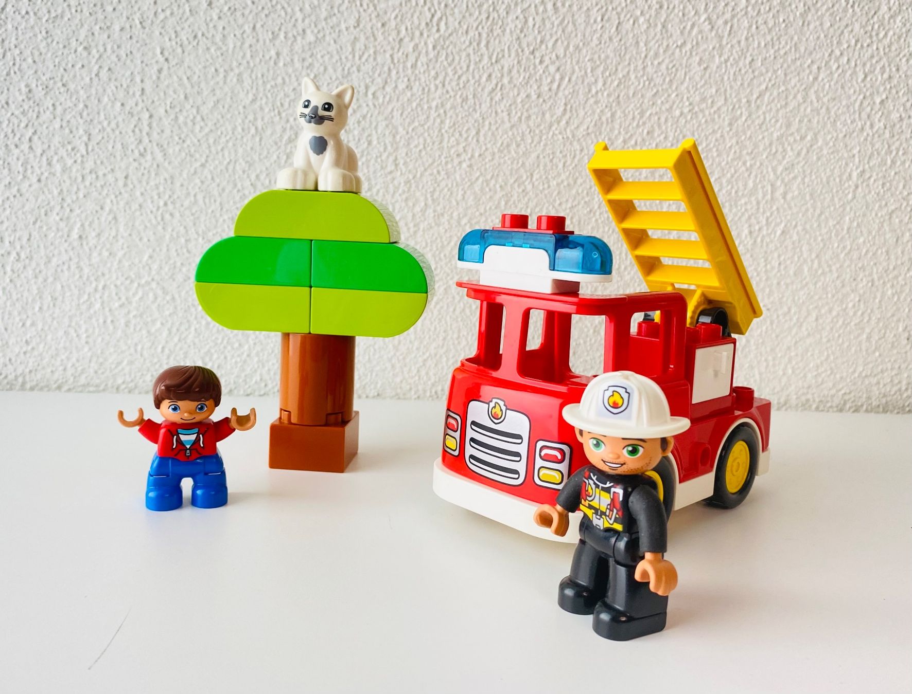 Lego Kit di costruzioni: Lego Duplo 10901 Feuerwehrauto – Usato da Mellingen venduto da Lapequenita 4
