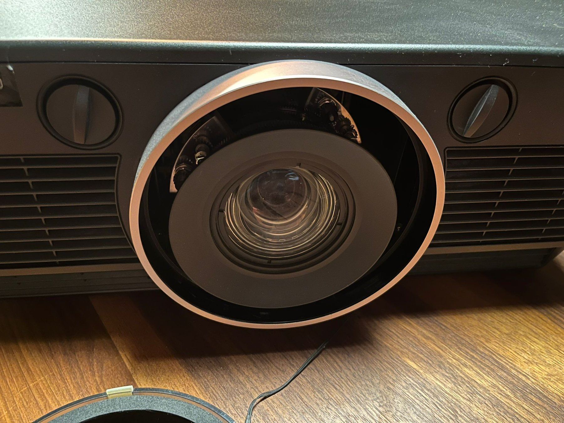 Acer Proiettori: ACER P8800 | DLP Projector EMEA D4K1717 – Usato da Interlaken venduto da streampower 2