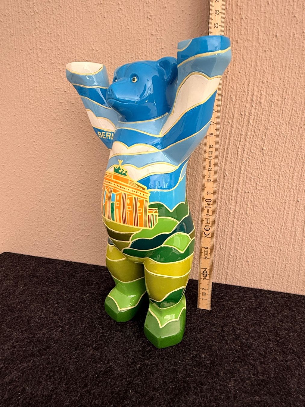 Statuette: Berlin Buddy Bear Figur bunt bemalt - Top! – Usato da Niederuzwil venduto da Lenk 5