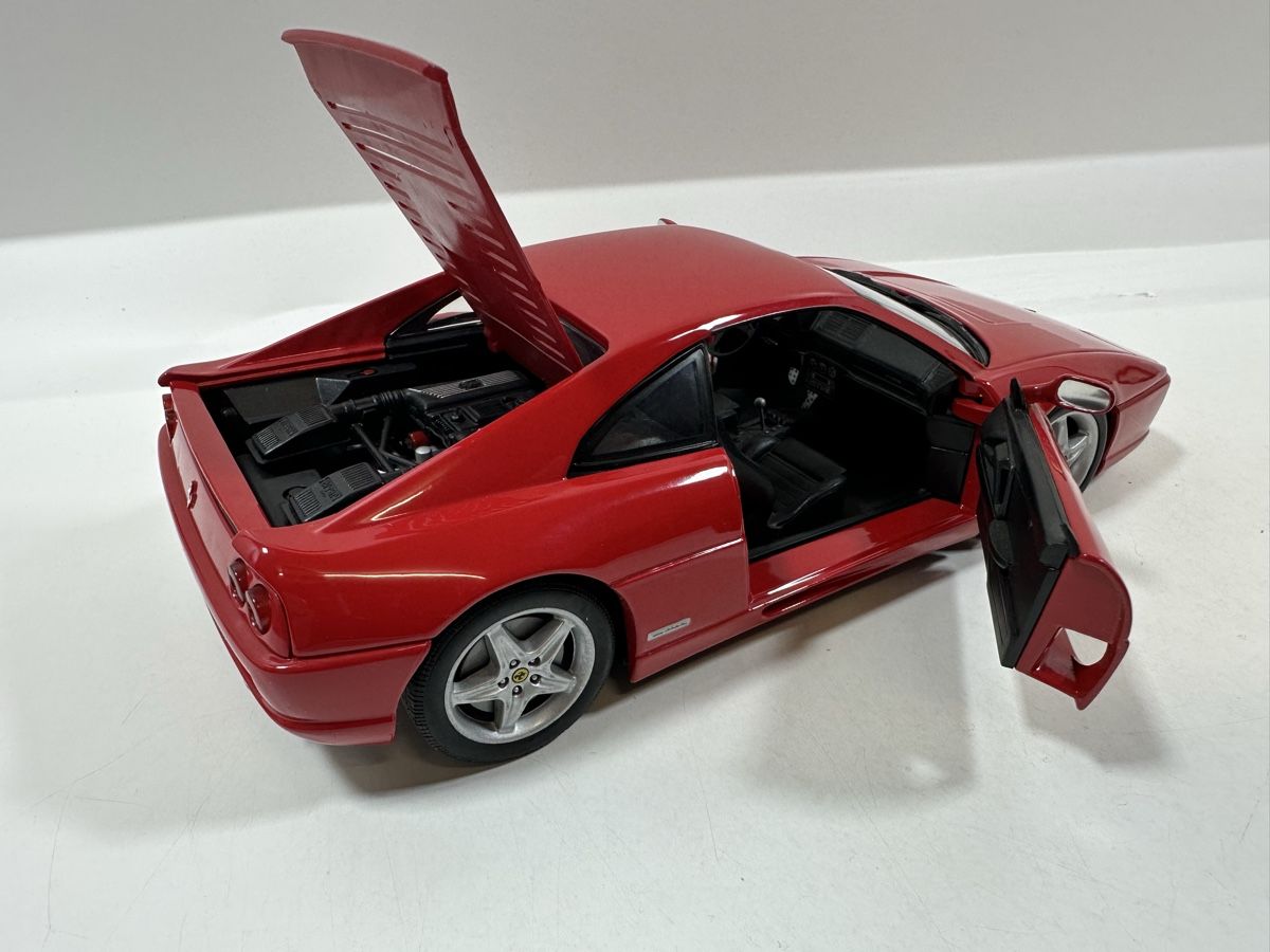 UT Models Modellini d'auto: Ferrari F355 Berlinetta 1:18, rot, UT MODELS – Usato da Zofingen venduto da rf9_x2xt 5