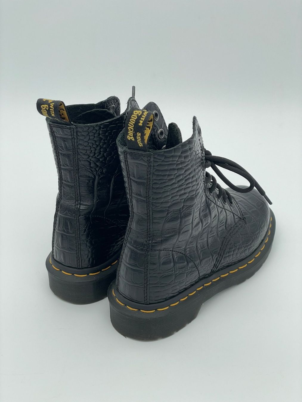 Dr. Martens Scarpe da donna: Dr. Martens 1460 8-Loch Croc Emboss EU 36 – Nuovo (secondo la descrizione) da Zürich venduto da shoe_shop 3