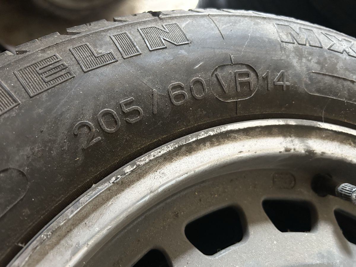 Pneus & Roues: 1 roue maserati biturbo 425  – D'occasion à Bevaix par Deymeca 1