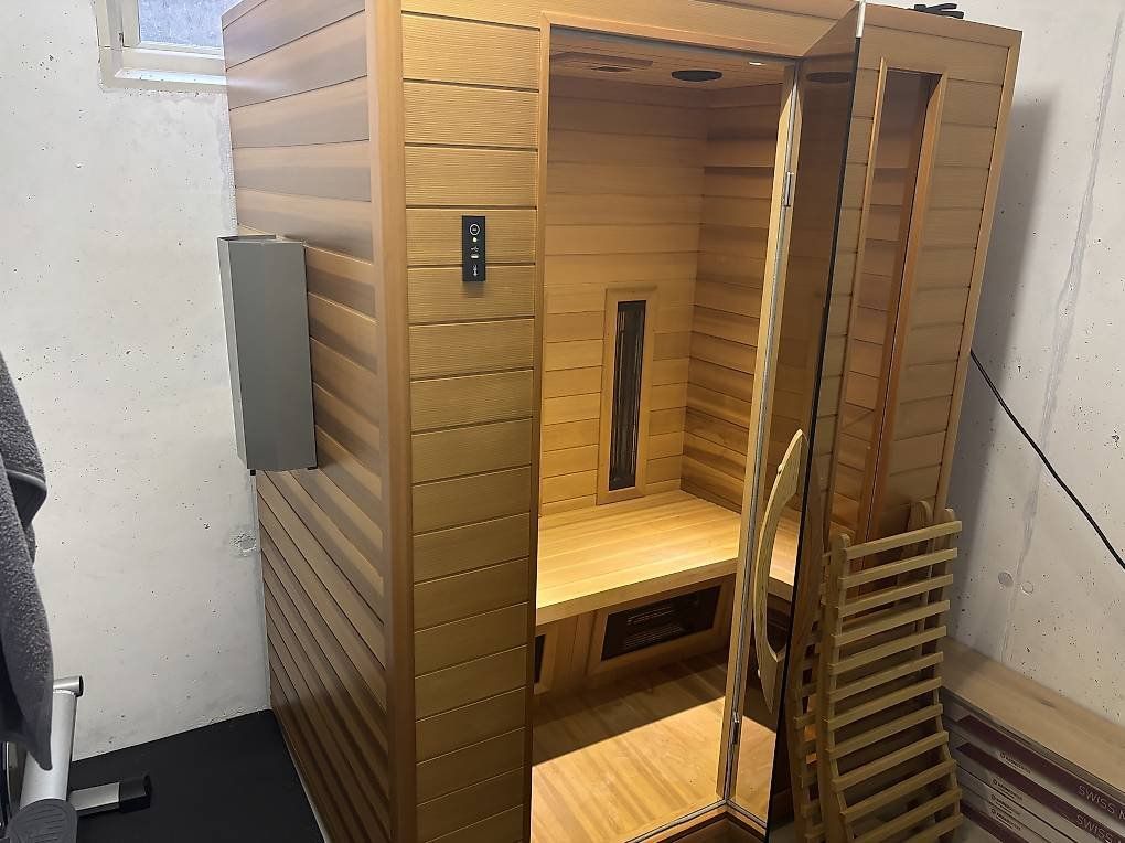 Sauna & Accessori: Infrarot Sauna – Usato da Menzberg venduto da donker_voort 2