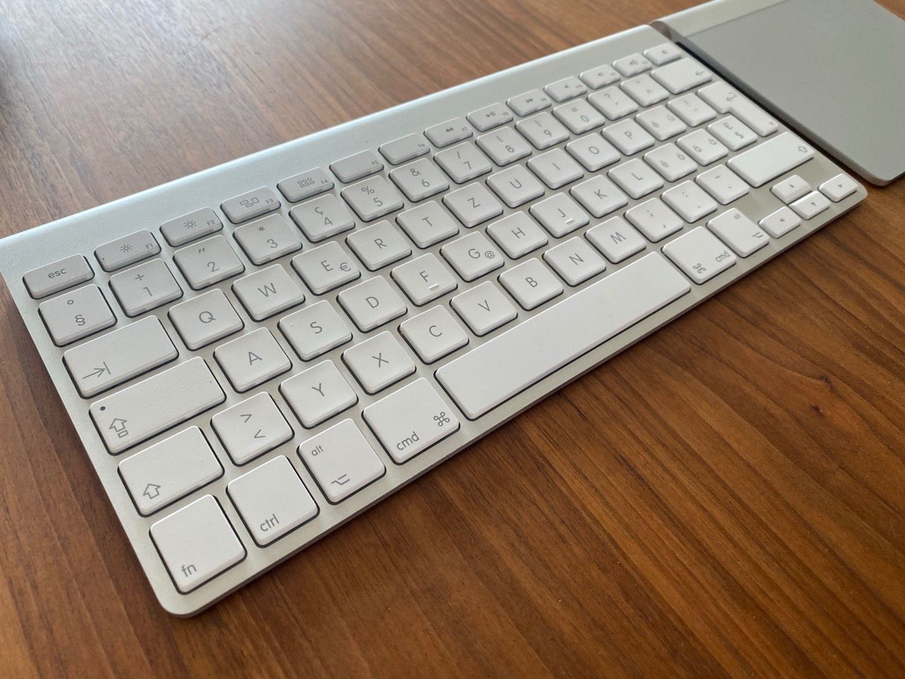 Apple Tastiere: Apple Mac Tastatur A1314 – Nuovo (secondo la descrizione) da Meggen venduto da Prkz77