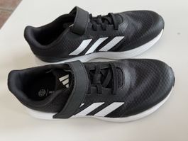 Turnschuhe Adidas