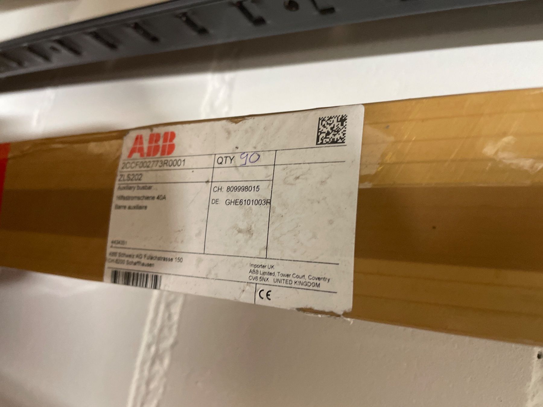 Zeitschriften & Magazine: ABB Hilfsstromschiene ZLS202; 1979mm; 40A – Neu (gemäss Beschreibung) aus Langendorf von Whydro 1