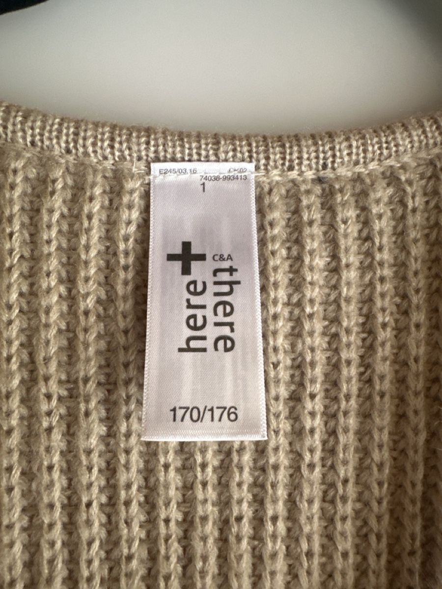 C&A Giacche & Cappotti: C&A Strickweste mit Kunstfell Grösse 170/176 oder XS / S – Usato da Buchs AG venduto da tifena 1