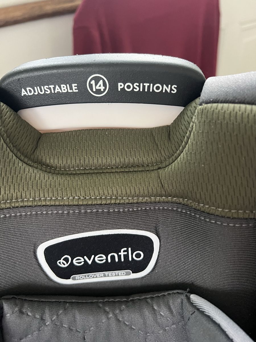 Seggiolini per auto: Evenflo Revolve360 Kindersitz grau 14 Positionen – Usato da Oberägeri venduto da rus_7vhx 4