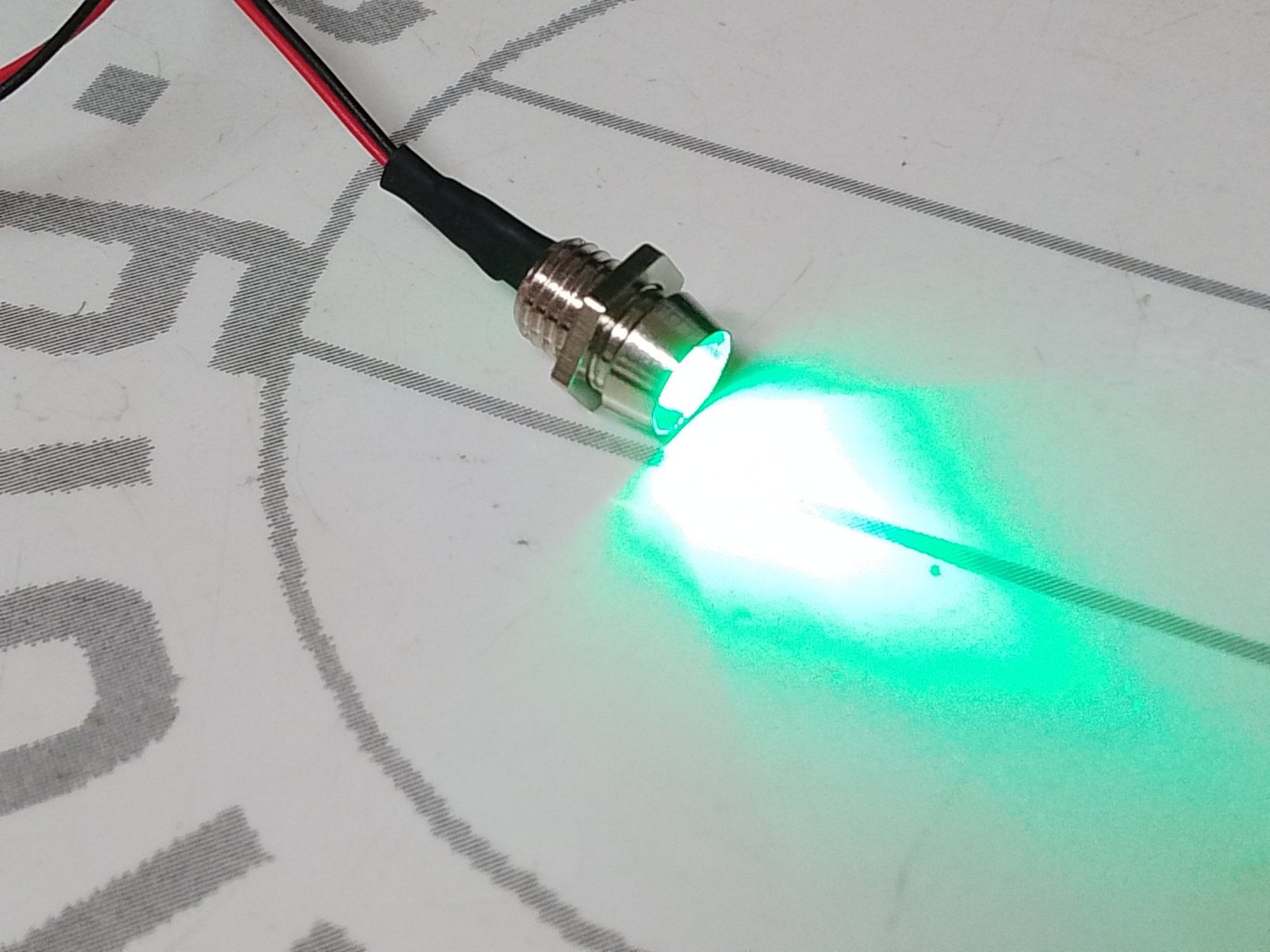 Elektronikbauteile: LED 3mm verkabelt, im Halter, grün – Neu (gemäss Beschreibung) aus Luzern von Salefactory 2