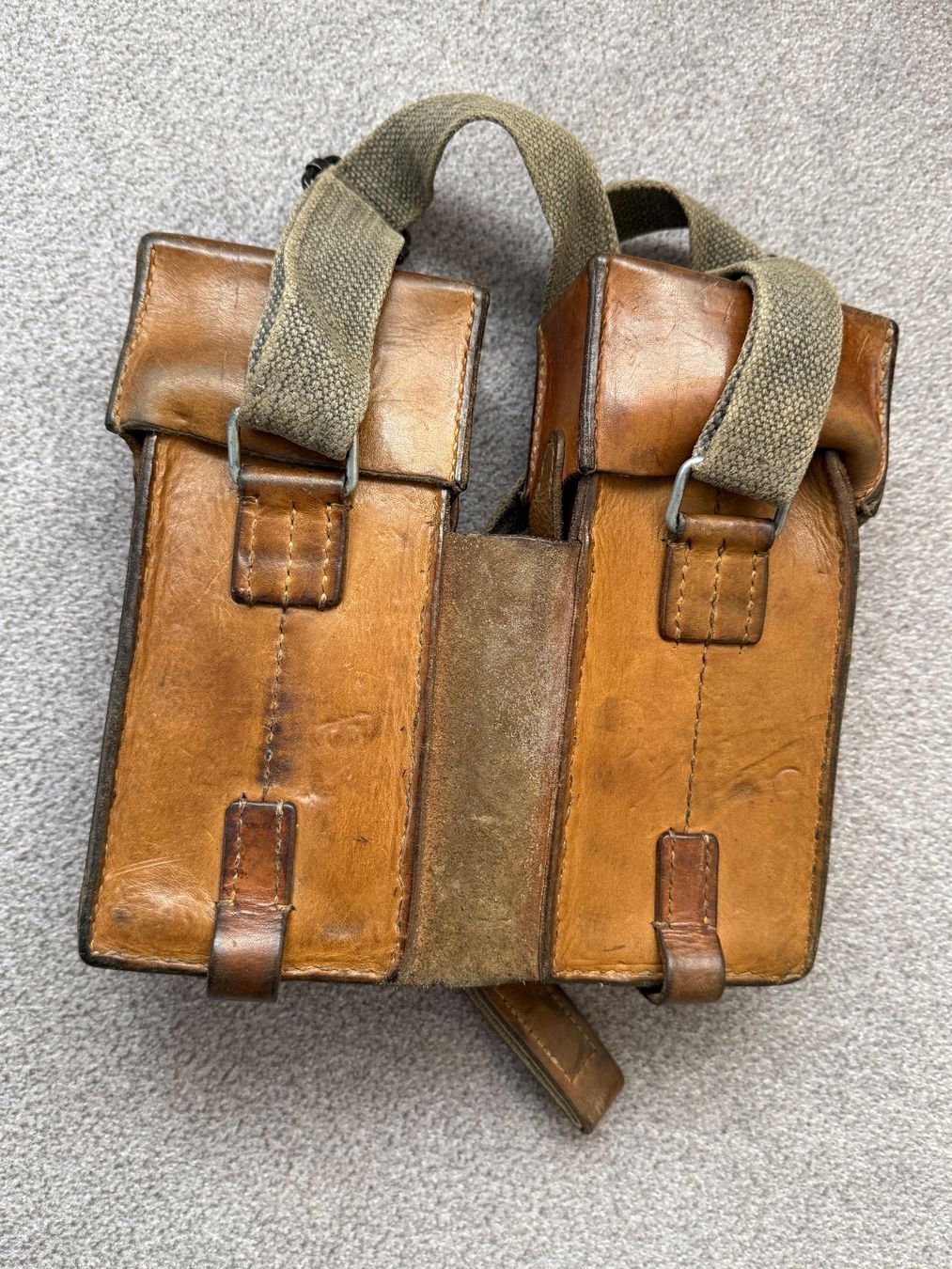 Schweizer Armee Uniformi: Magazintasche MP43 SUOMI - Schweizer Armee - 1945 – Usato da Brütten venduto da Hst1 4
