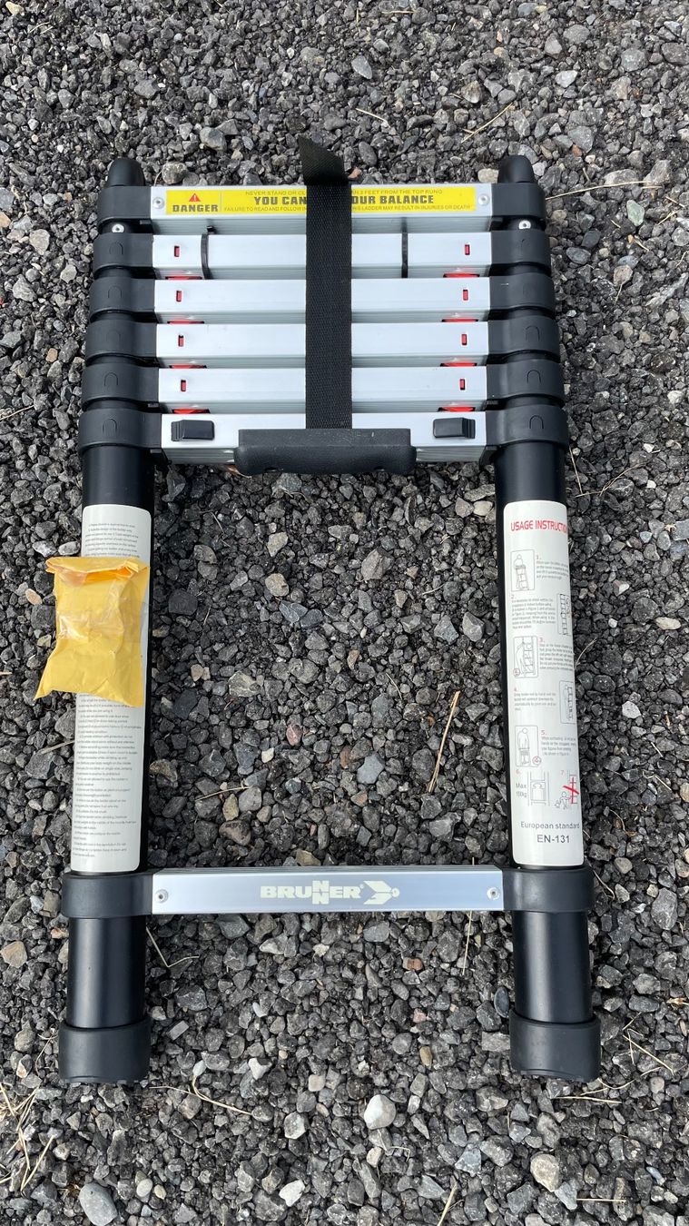 Scale: Teleskopleiter Alu, 7 Sprossen, einmal gebraucht – Usato da Rothenburg venduto da Randy10