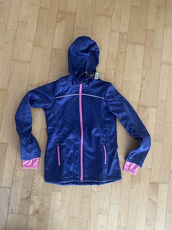 Jacken & Mäntel: Mädchen Softshelljacke mit Kapuze Grösse 158 / 164 – Neu und originalverpackt aus Häggenschwil von lae_zd25