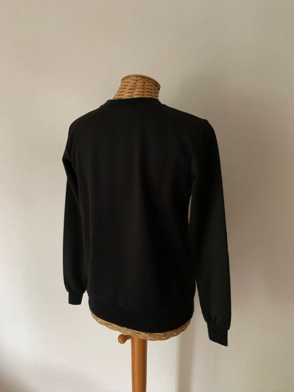 Maglioni & Felpe: MISSGUIDED - New York Pullover schwarz – Usato da Zürich venduto da Diazaio 2