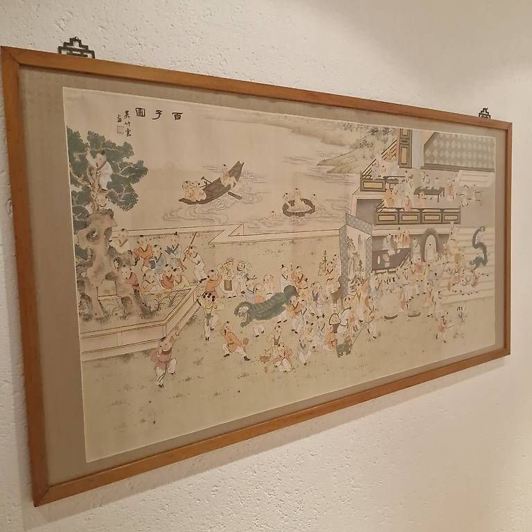 Foto & Immagini: China Seidenbild  mit 100 Kinder – Usato da Minusio venduto da inf_vjq8