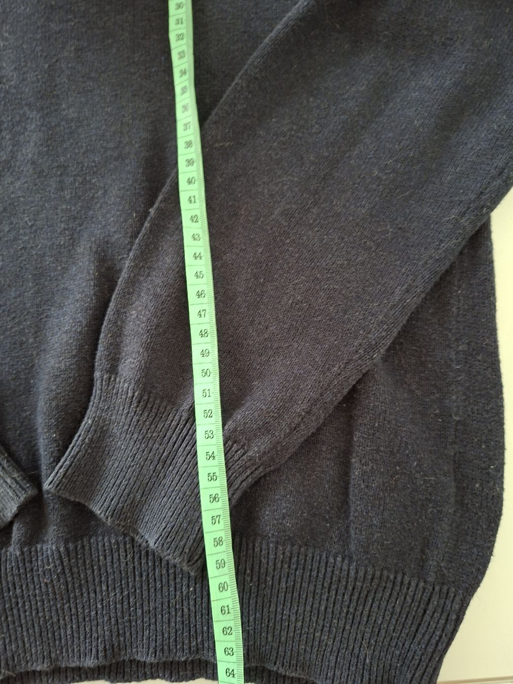 Tommy Hilfiger Pullover & Sweatshirts: Pull Tommy Hilfiger Homme Marine Zippé Taille M – Gebraucht aus Renens VD von ser_j2fn 2
