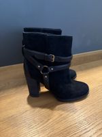 Schwarze UGG Wildleder Stiefeletten, Grösse 40, Top Zustand!