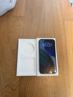 iPhone 15 Pro Max 256Go gris 84% batterie bonne état