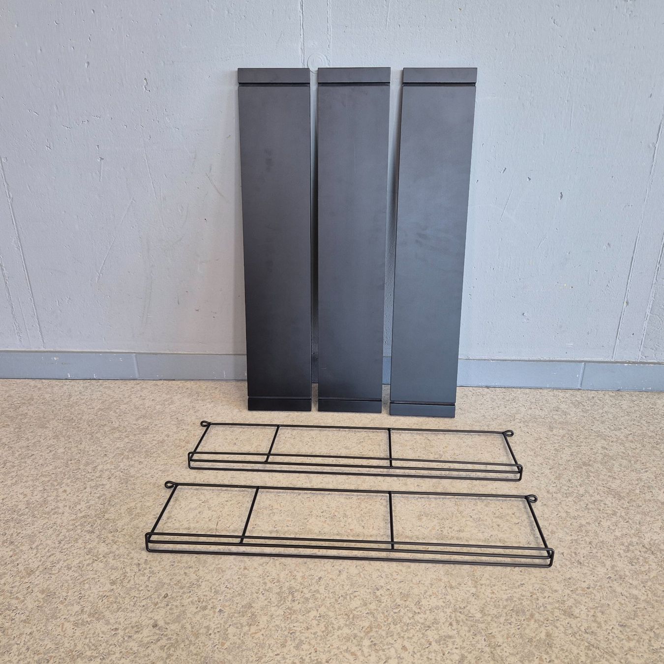 Scaffali: Stringregal Wandregal Hängeregal mit 3 Tablar Regal – Usato da Nottwil venduto da Wondewa-Shop 6