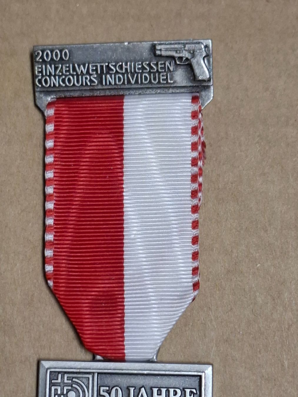 Medaillen: Einzel Wettschiessen Pistole 2000 (B660) – Gebraucht aus Schwanden GL von Suvorov 1