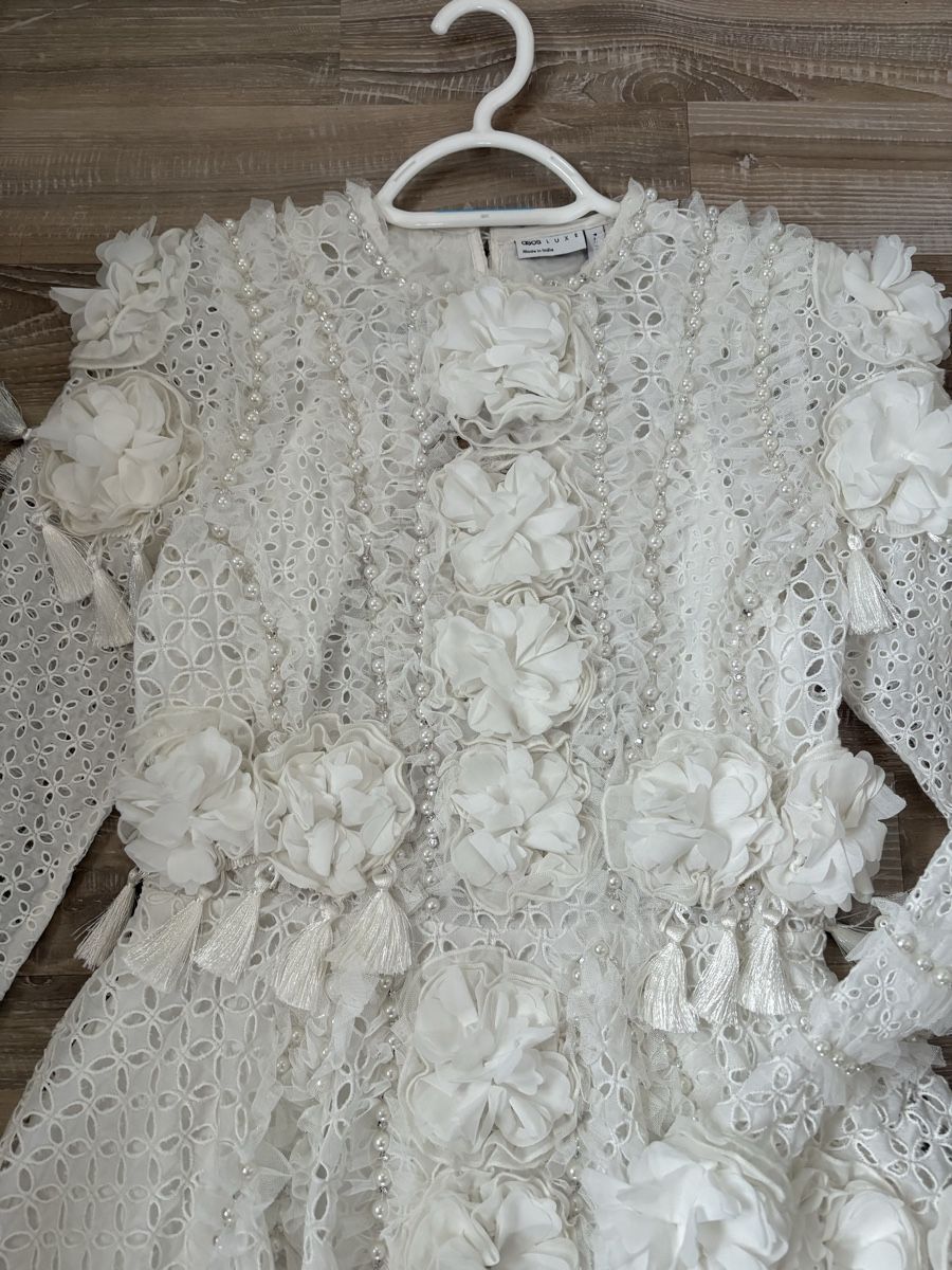 Asos Vestiti: Traumkleid von Asos Luxe Gr. 36 – Usato da Estavayer-le-Lac venduto da Mimmy02 1
