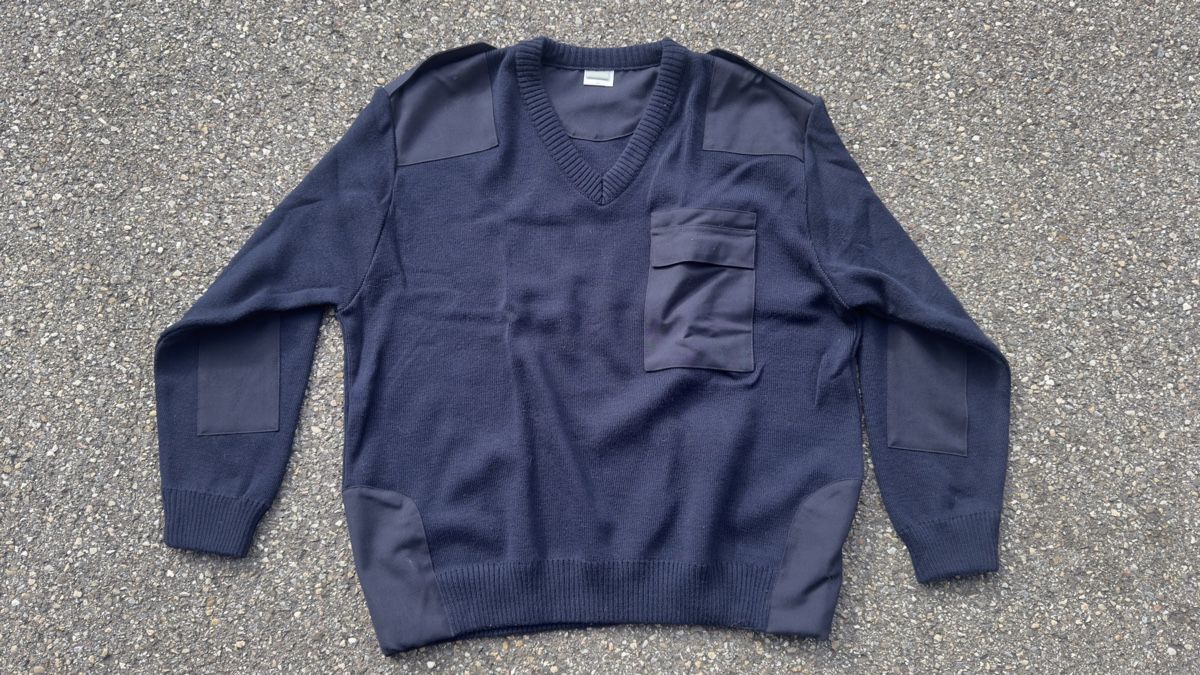 Pulls & Sweat-shirts: Einsatzpullover / Uniformpullover dunkelblau Gr. XL – NEU – Neuf (Voir description) à Kölliken par Kusi44
