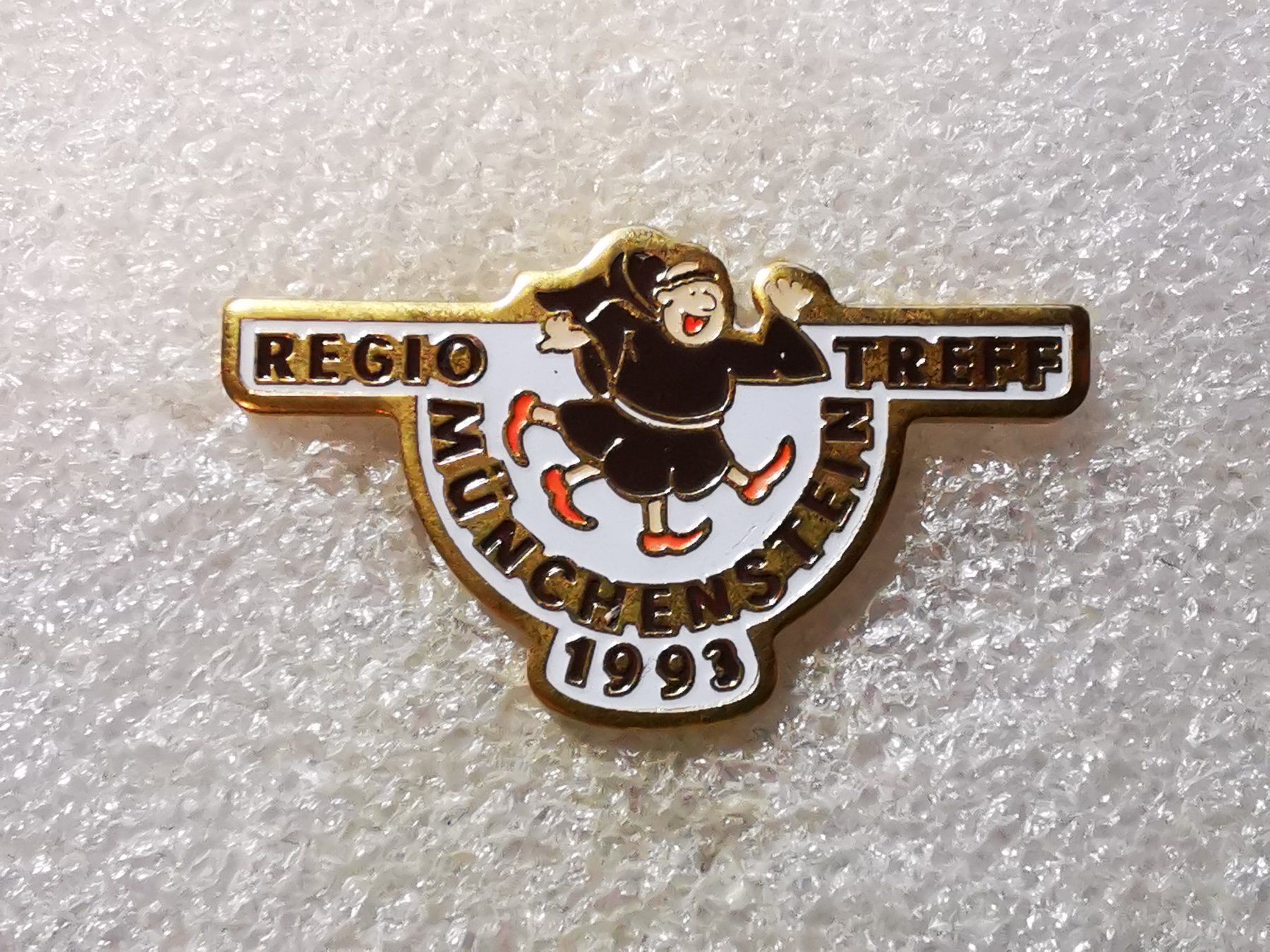 Placchette & Badge: Ansteckpin 80: Regio Treff Münchenstein – Usato da Oppligen venduto da Pin-Fall-Shop