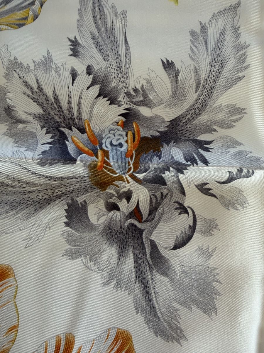 Hermès Foulards & écharpes: Carré Hermès 90 Tulipomanie – Neuf avec emballage d'origine à Founex par dom_bgr7 9