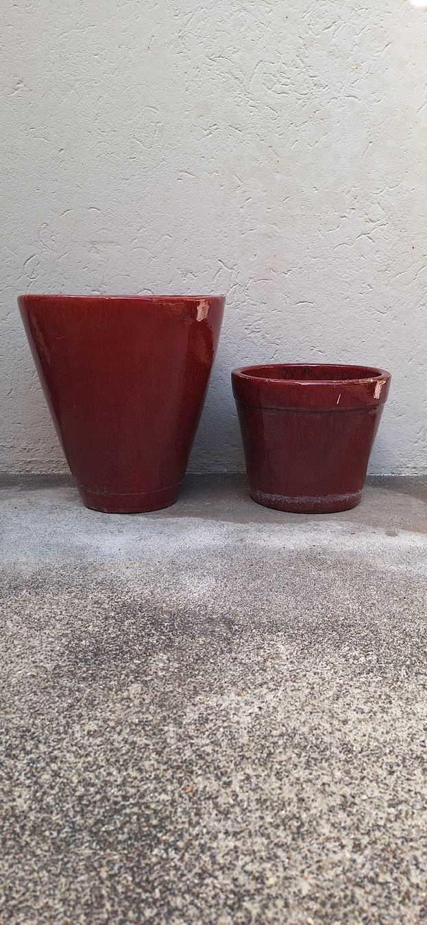 Vasi per fiori: 2x Blumentöpfe rot ,2er Set dunkelrot🌺 – Usato da Emmenbrücke venduto da abu_9mj8 7
