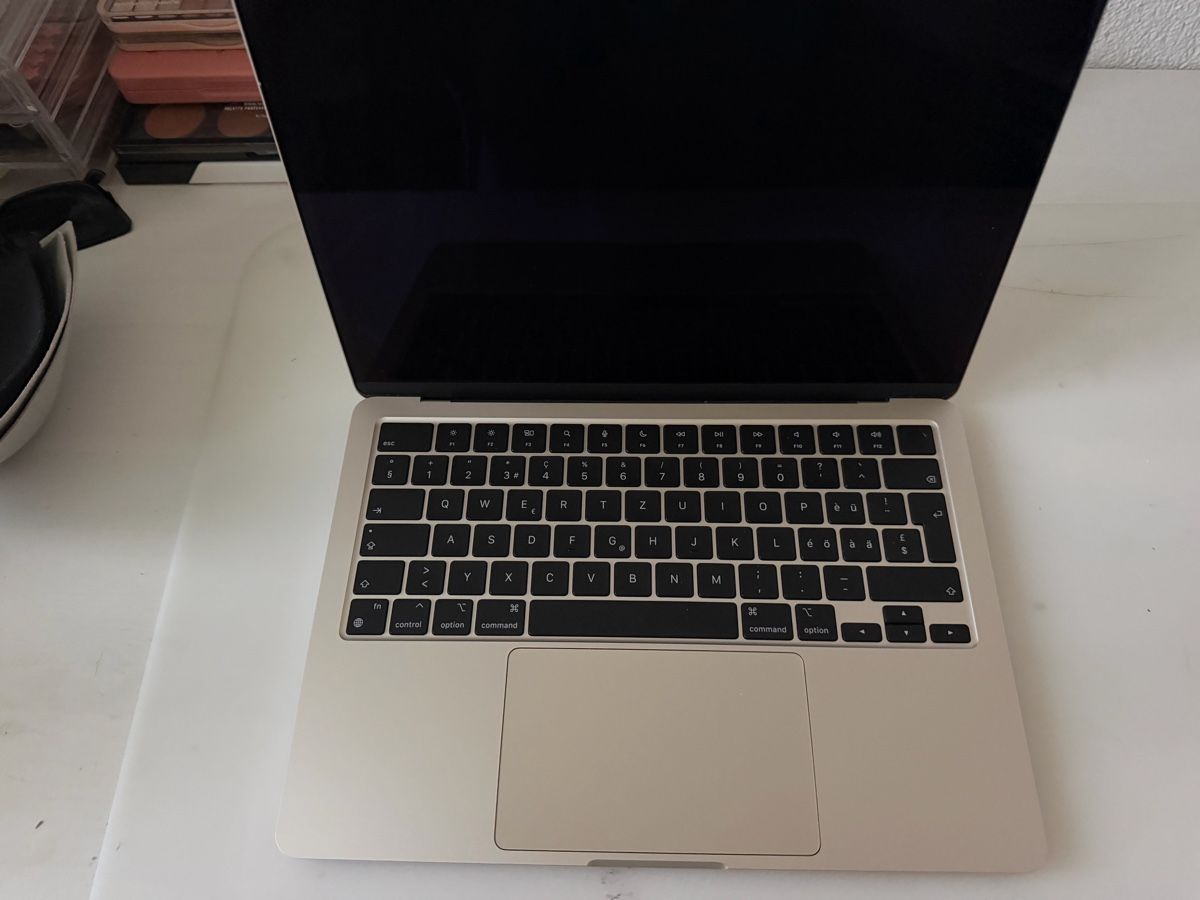 Apple Notebooks: Macbook Air 2024 (preis vhb) – Neu (gemäss Beschreibung) aus Horgen von gia_jws8 4