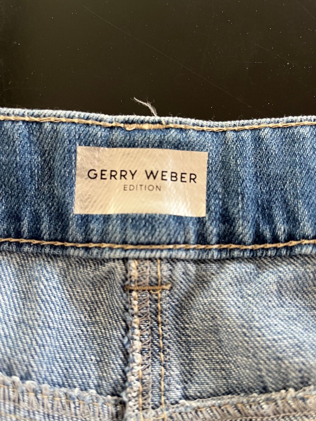 Gerry Weber Hosen: Bermudas – Gebraucht aus Berneck von flokati01 4