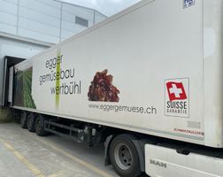 Lastwagen -Kühlauflieger Schwarzmüller