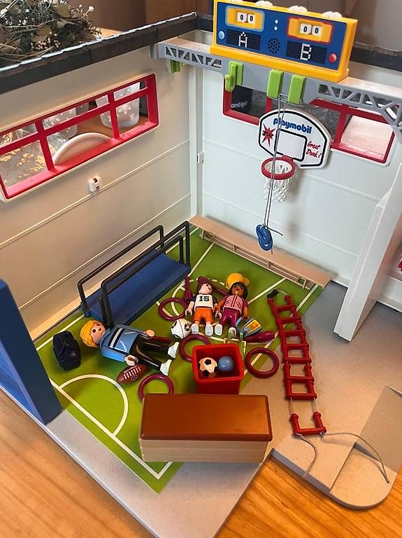 Giocattoli: Playmobil Turnhalle – Usato da Neftenbach venduto da reg_2fvh