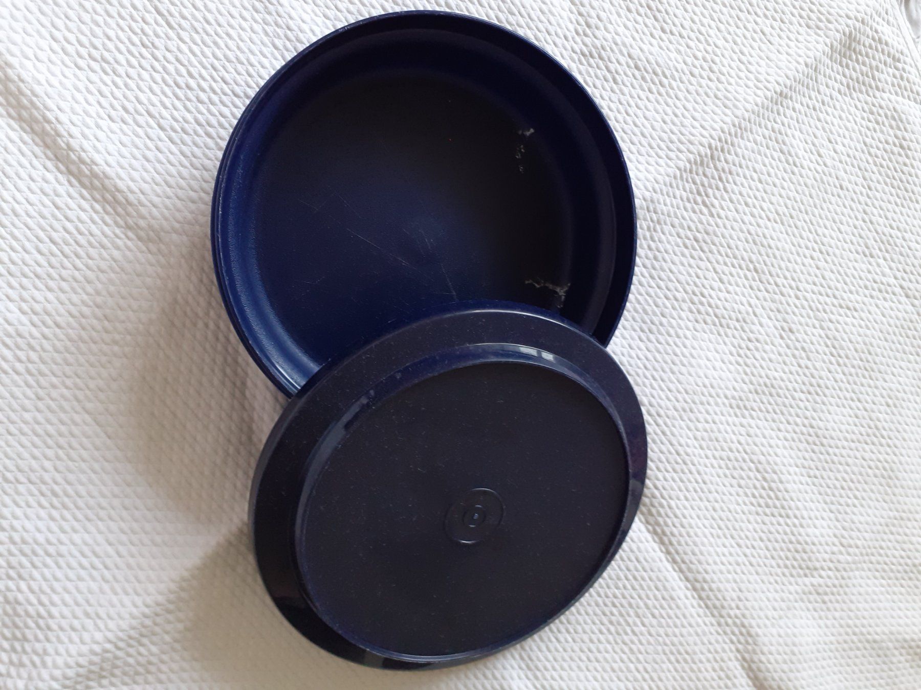 Tupperware Behälter & Ähnliches: Tupperware Schale blau gebraucht mit Deckel – Gebraucht aus Yverdon von DerStorchUndDieBiene 4