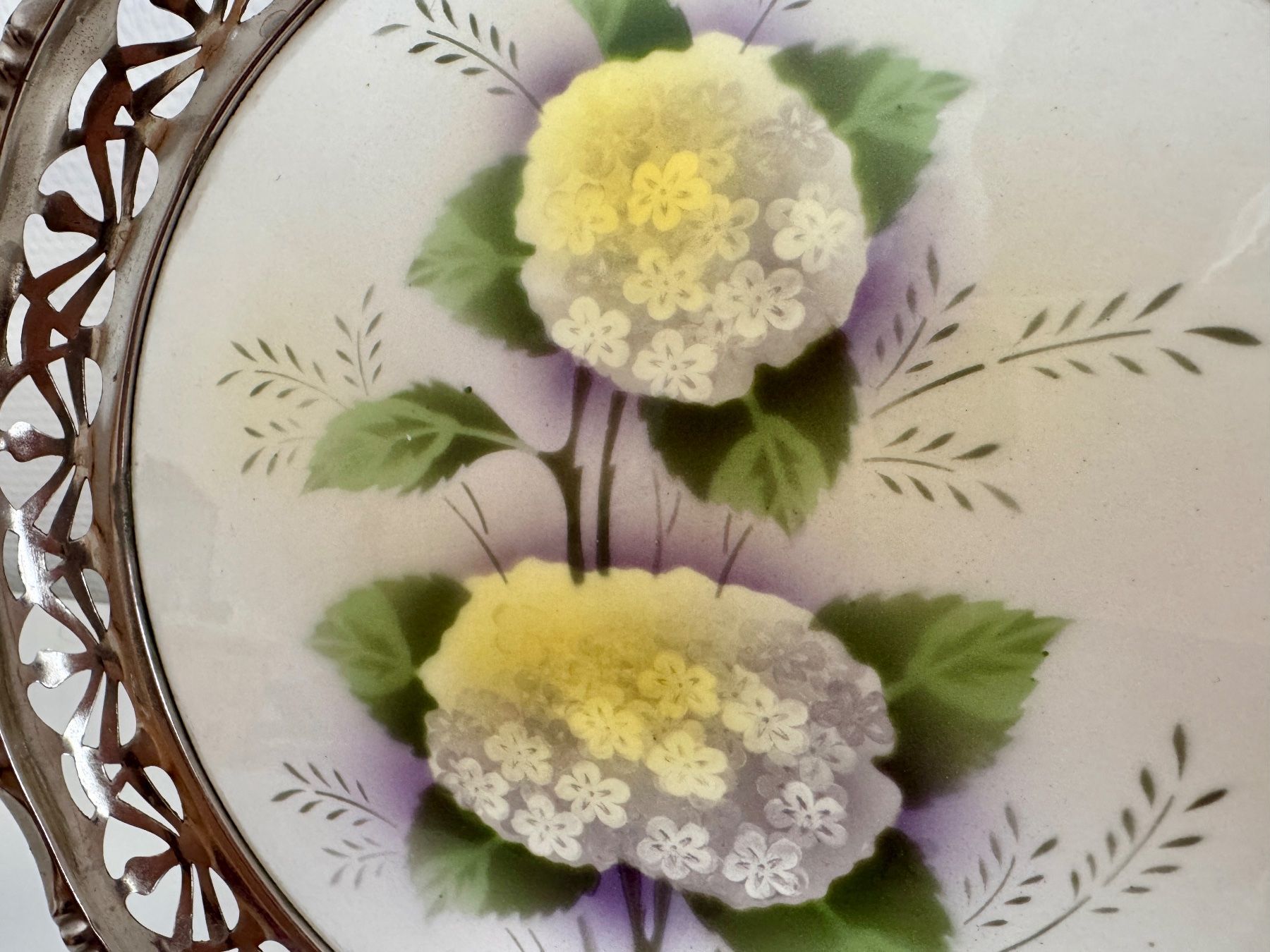 Piatti: Jugendstil Konfektschale mit Blumenmuster – Usato da Egg b. Zürich venduto da chantilly-lace 1