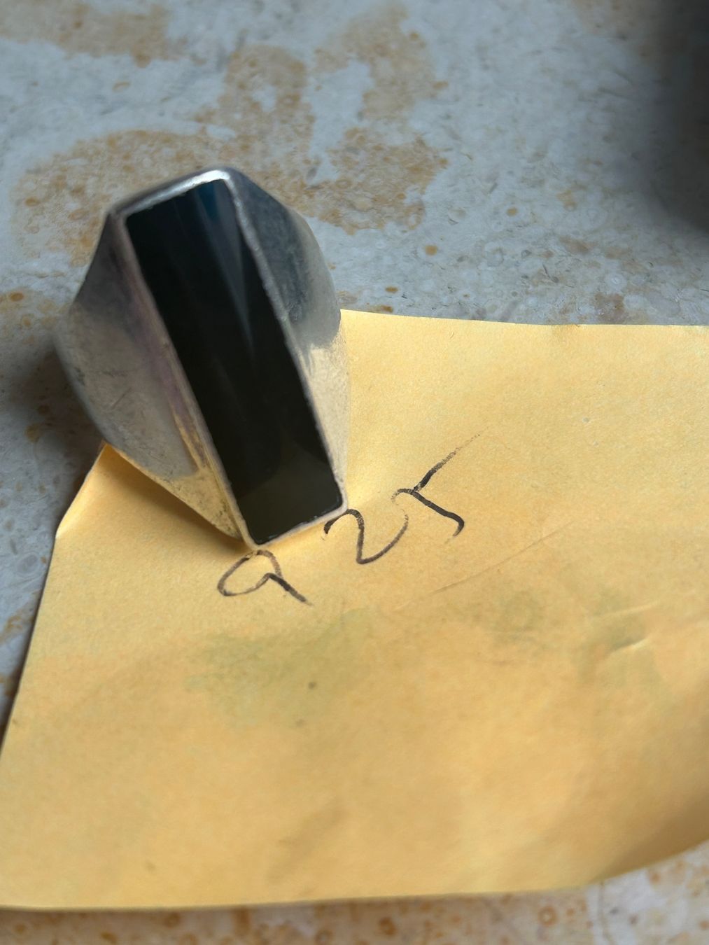 Anelli: Silberring mit ONYX rechteckig Grösse 59 – Usato da Dittingen venduto da Bellevista 8